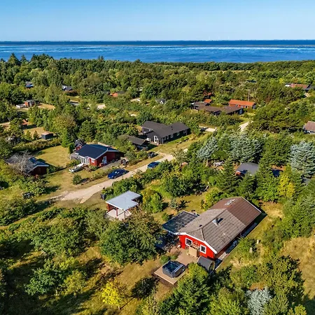 Newly Renovated With Outdoor And Outdoor Sauna By The Fjord Hébergement de vacances Skjern